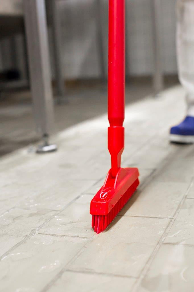 9" Extra Stiff Grout Brush with 51" Polypro Handle